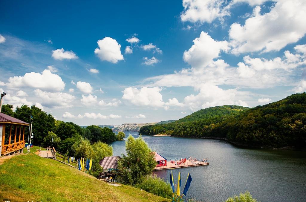Hotel Yacht Club Mayak Dnistrivka Quarto foto